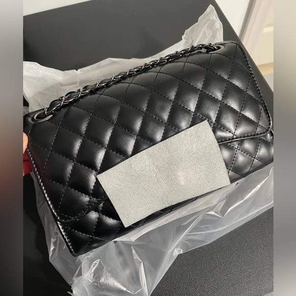 NWT Chanel-Like QUILTED BLACK METAL CROSSBODY - Picture 4 of 11